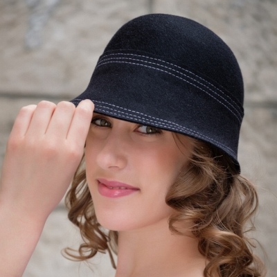 Yvi's Cloche